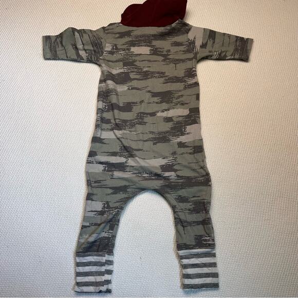 Rags ong Sleeve Short Rag Romper - 'Duh' - hooded Camo - Picture 2 of 3